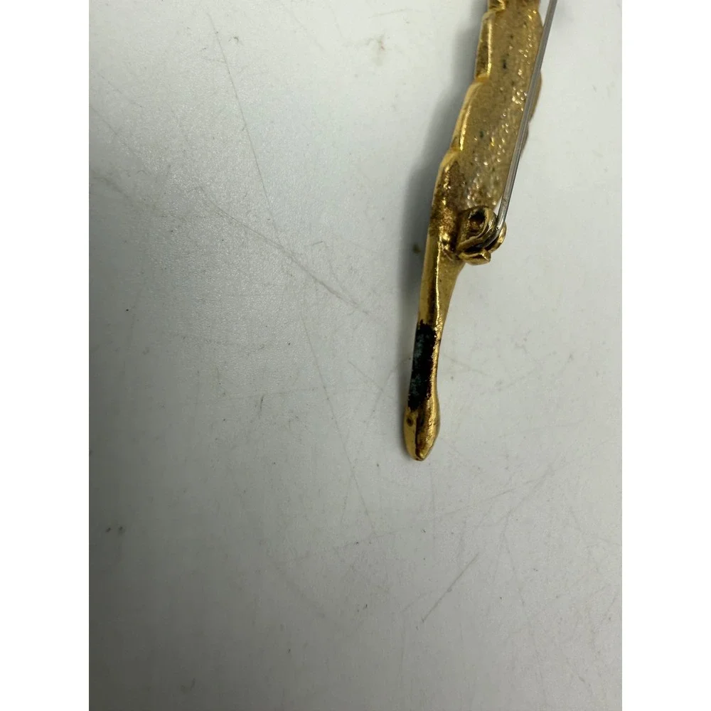 Vintage Black Enamel Gold Tone Leaf Brooch Pin Nature Inspired Jewelry